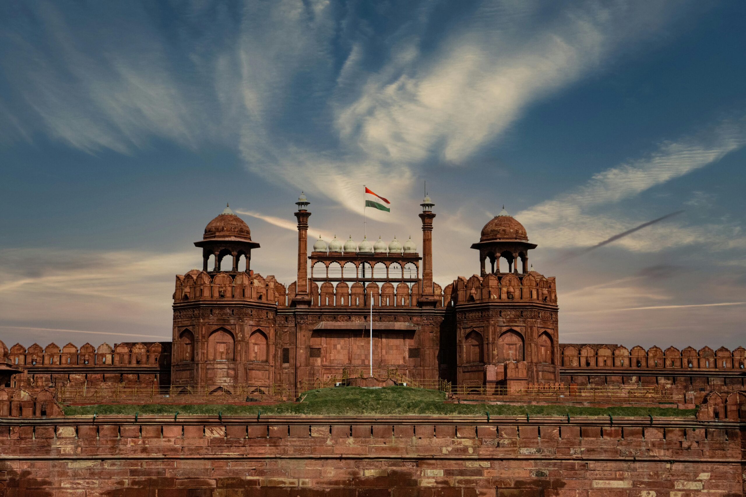 Tourists visiting famous places in Delhi