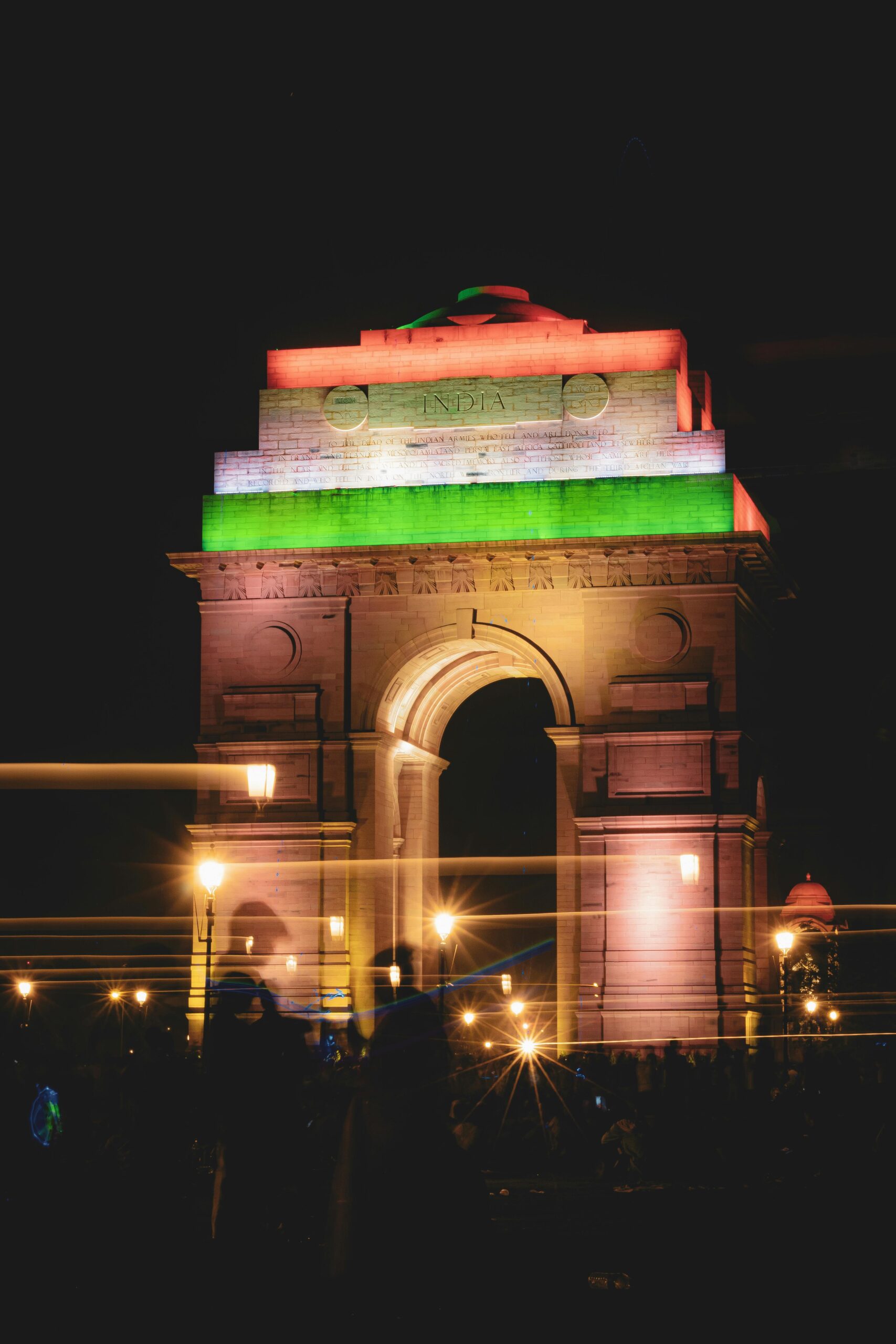 Visitors exploring and eating at popular restaurants in Delhi city